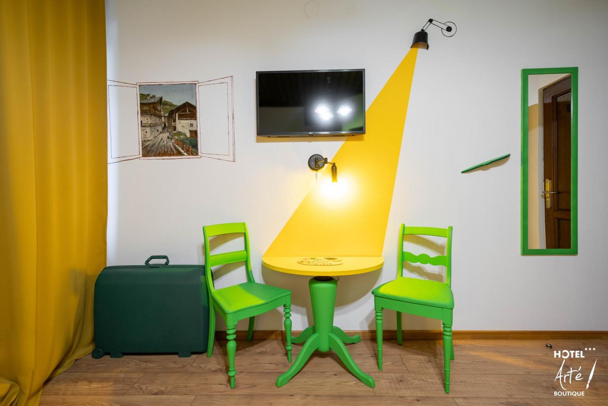 Art'E Boutique Rooms BaileTusnad Exterior photo